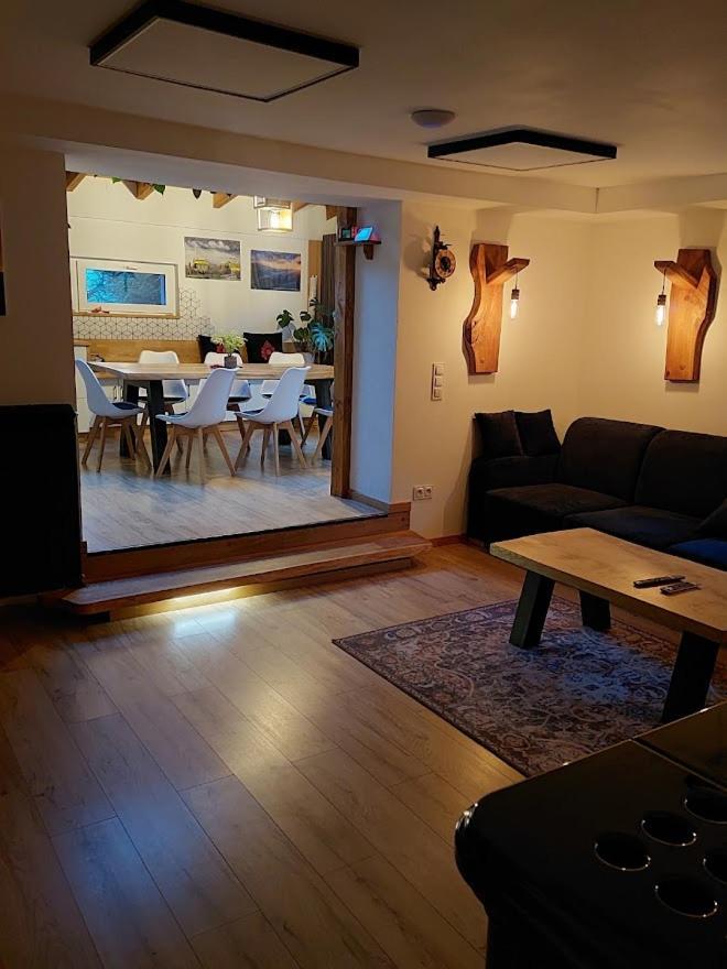 Apartament Pod Bukowym Lasem Meszna ภายนอก รูปภาพ